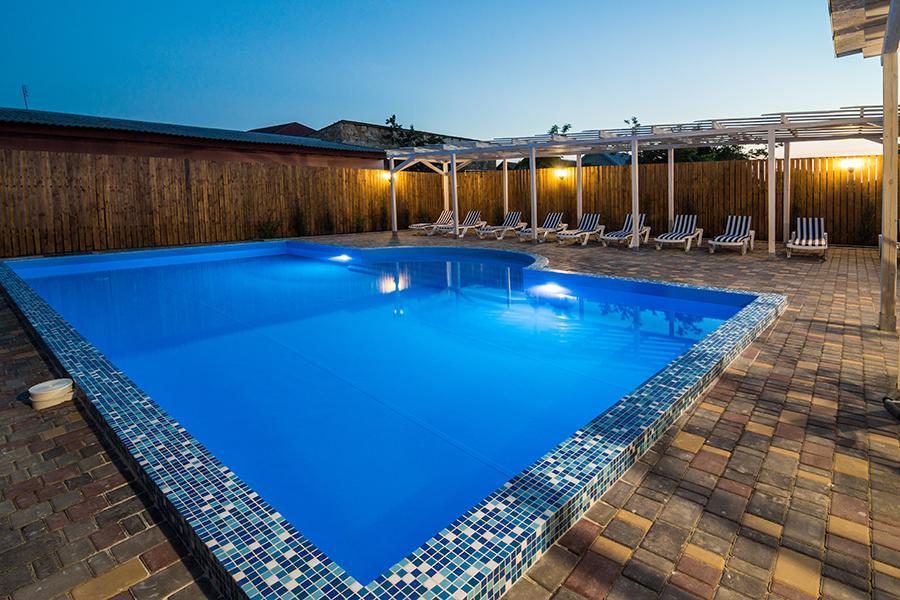 Citadella Hotel Skadovsʼk Екстериор снимка