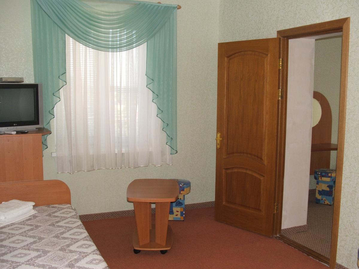 Citadella Hotel Skadovsʼk Екстериор снимка
